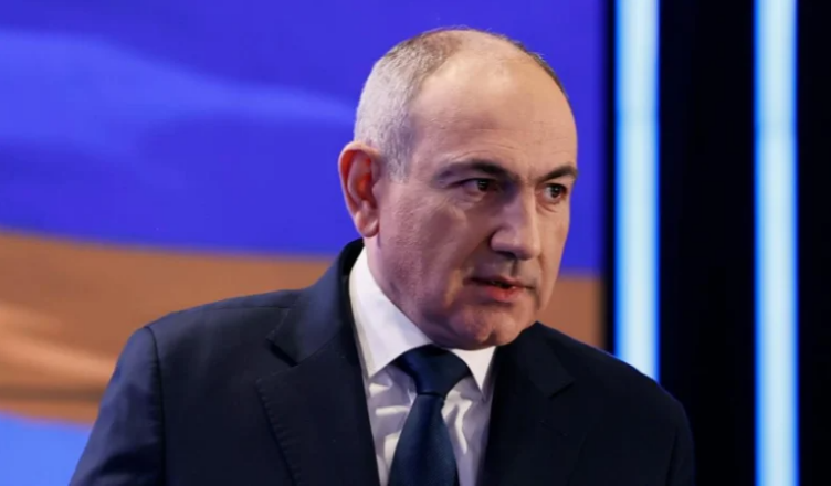 Премьер-министр выступил с новым призывом.