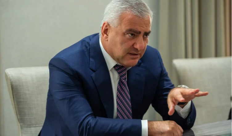 Самвел Карапетян
