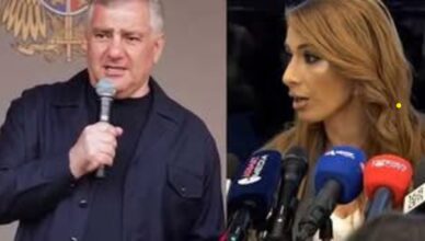 Примет ли партия Самвела Карапетяна эти мандаты? — уточняет Мелоян.