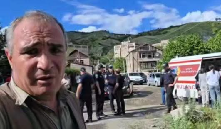 Спасатели обнаружили мать ребенка, упавшего в реку Памбак.