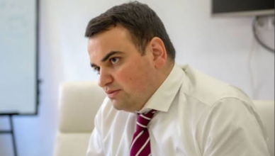 Нарек Карапетян