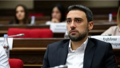 Арам Вардеванян