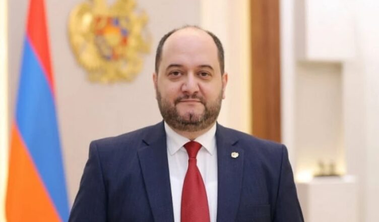 Араик Арутунян