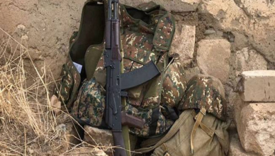 Военнослужащий