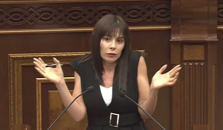 Напряженная ситуация/ Замолчите, вы украли 60 000 голосов средь бела дня, вы — воры мандатов. ВИДЕО