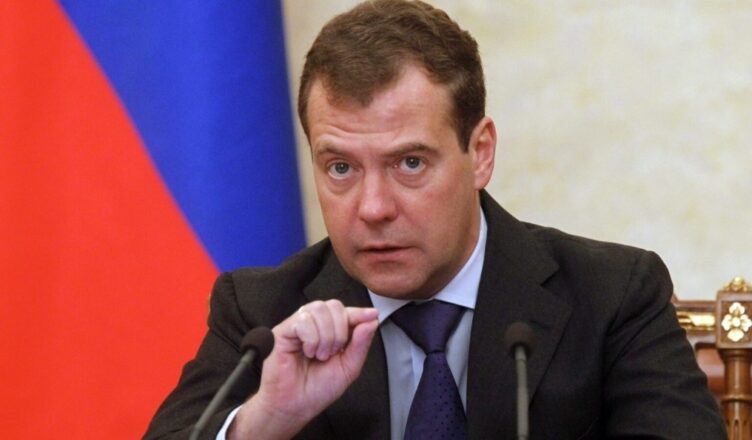 Медведев