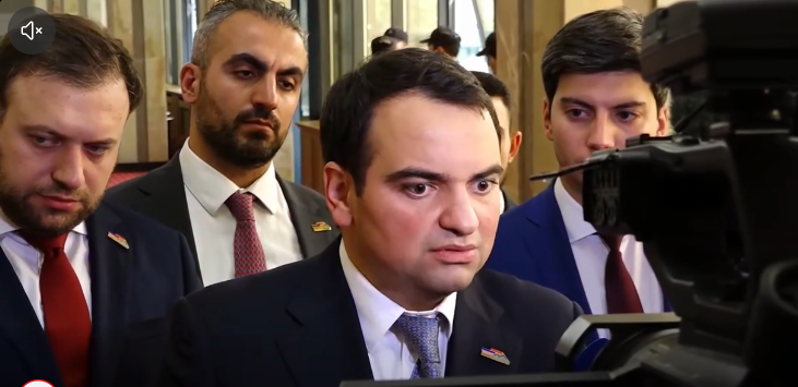 Уйдет ли Эдгар Газарян в отставку? Комментарий Нарека Карапетяна.