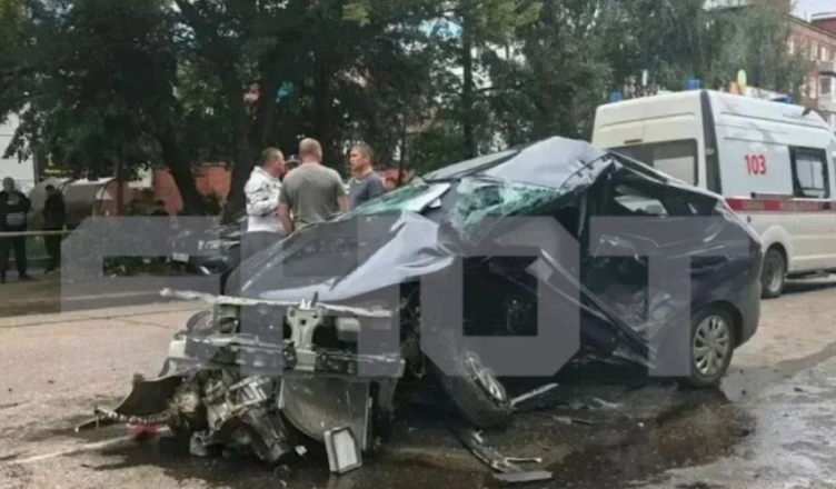 Сын депутата на Audi врезался в машину инструктора, который учил его водить, жизнь инструктора спасти не удалось (Photo, Video)