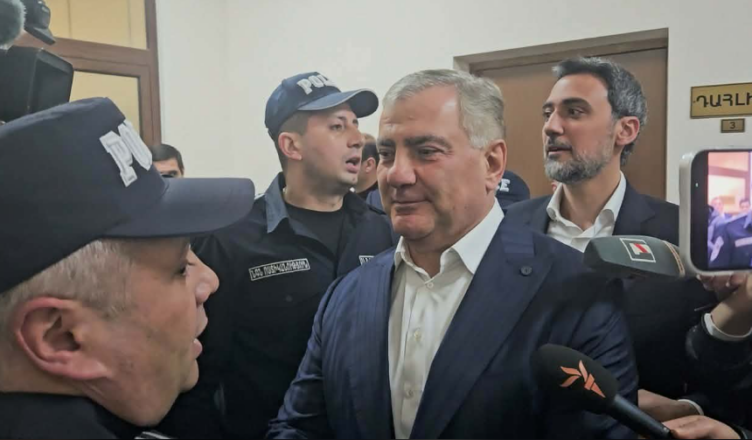 Самвел Карапетян