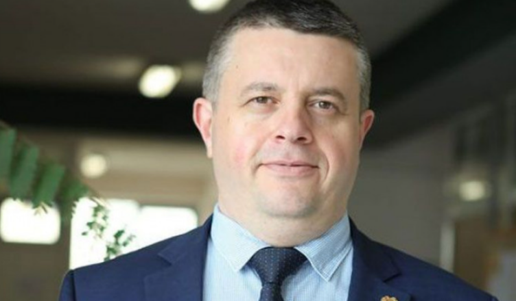 Директор компании «Армгидромет» пишет: