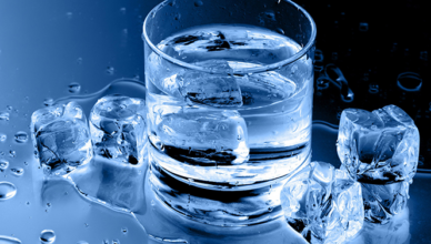 вода