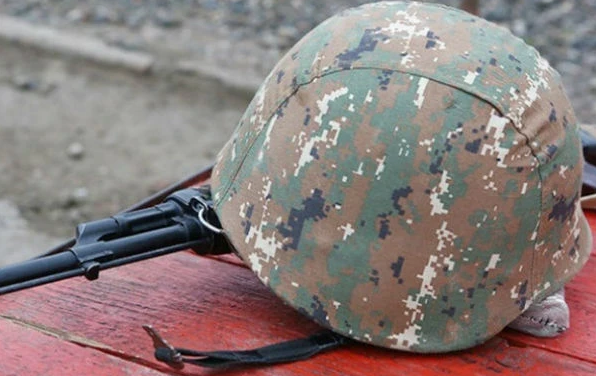 Военнослужащий