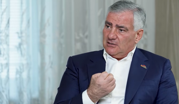 Самвел Карапетян